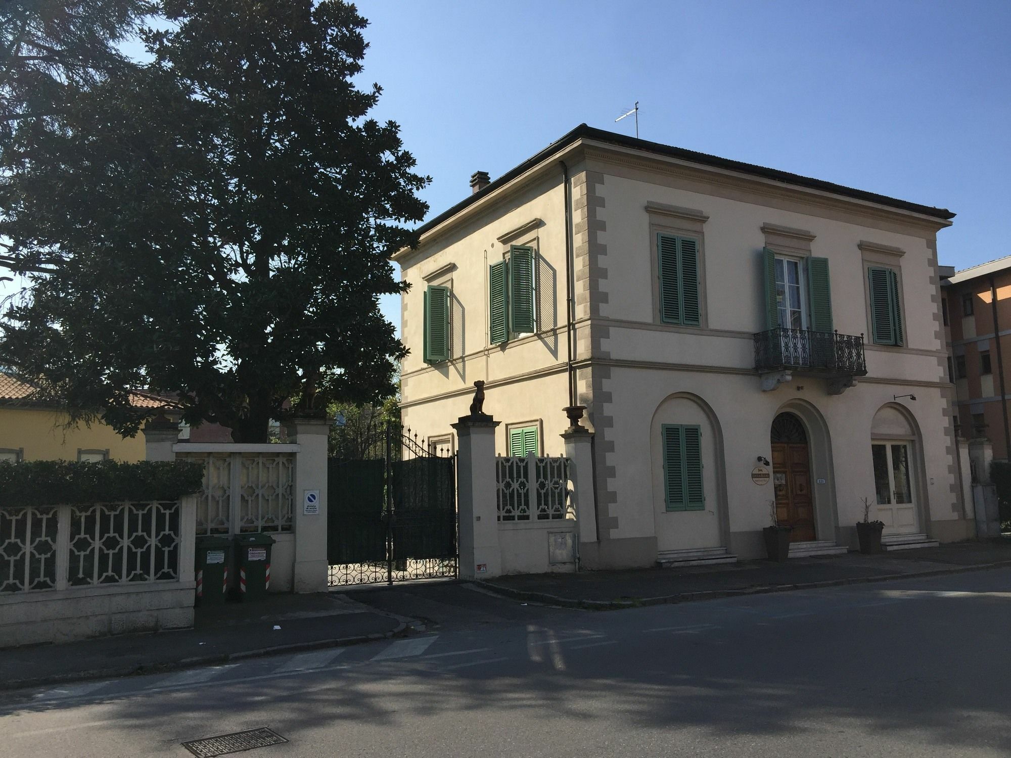 לינה וארוחת בוקר Lucca Relais מראה חיצוני תמונה